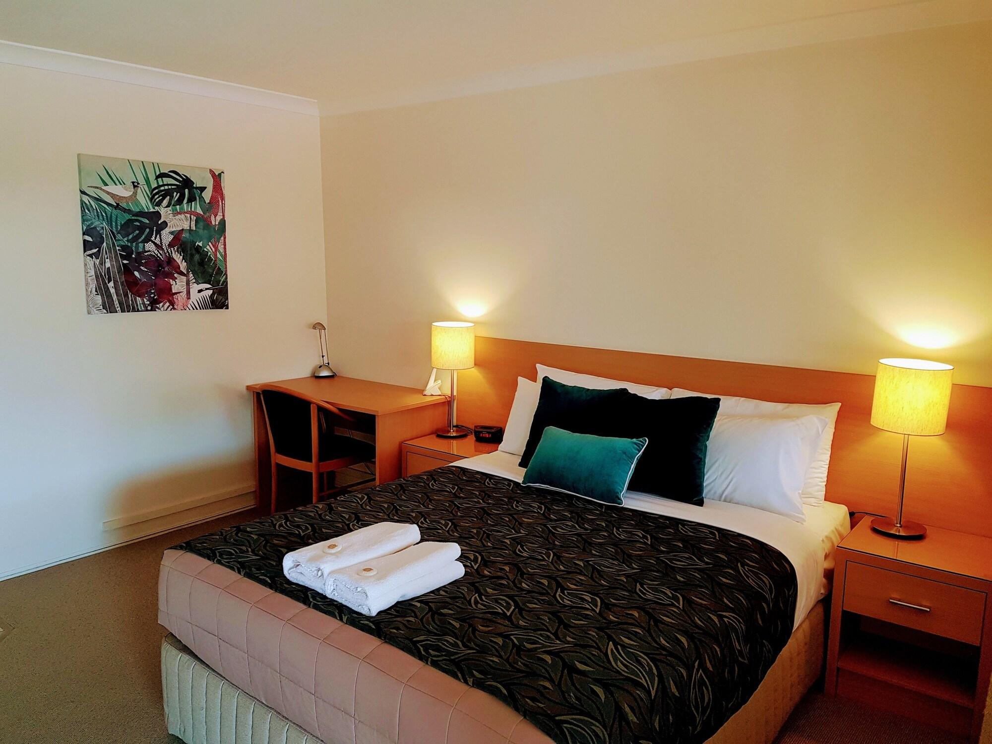 Rockhampton Palms Motor Inn Экстерьер фото